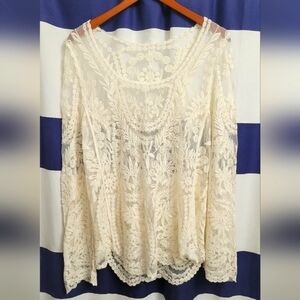 🤍 Chic Cream Lace Blouse – Sheer Women’s Top | Size Large